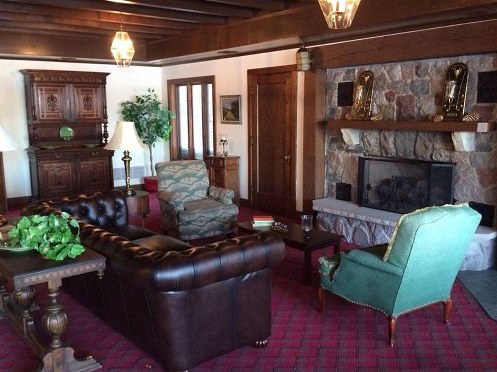 Maxwelton Braes Lodge & Golf Course Baileys Harbor Exteriör bild