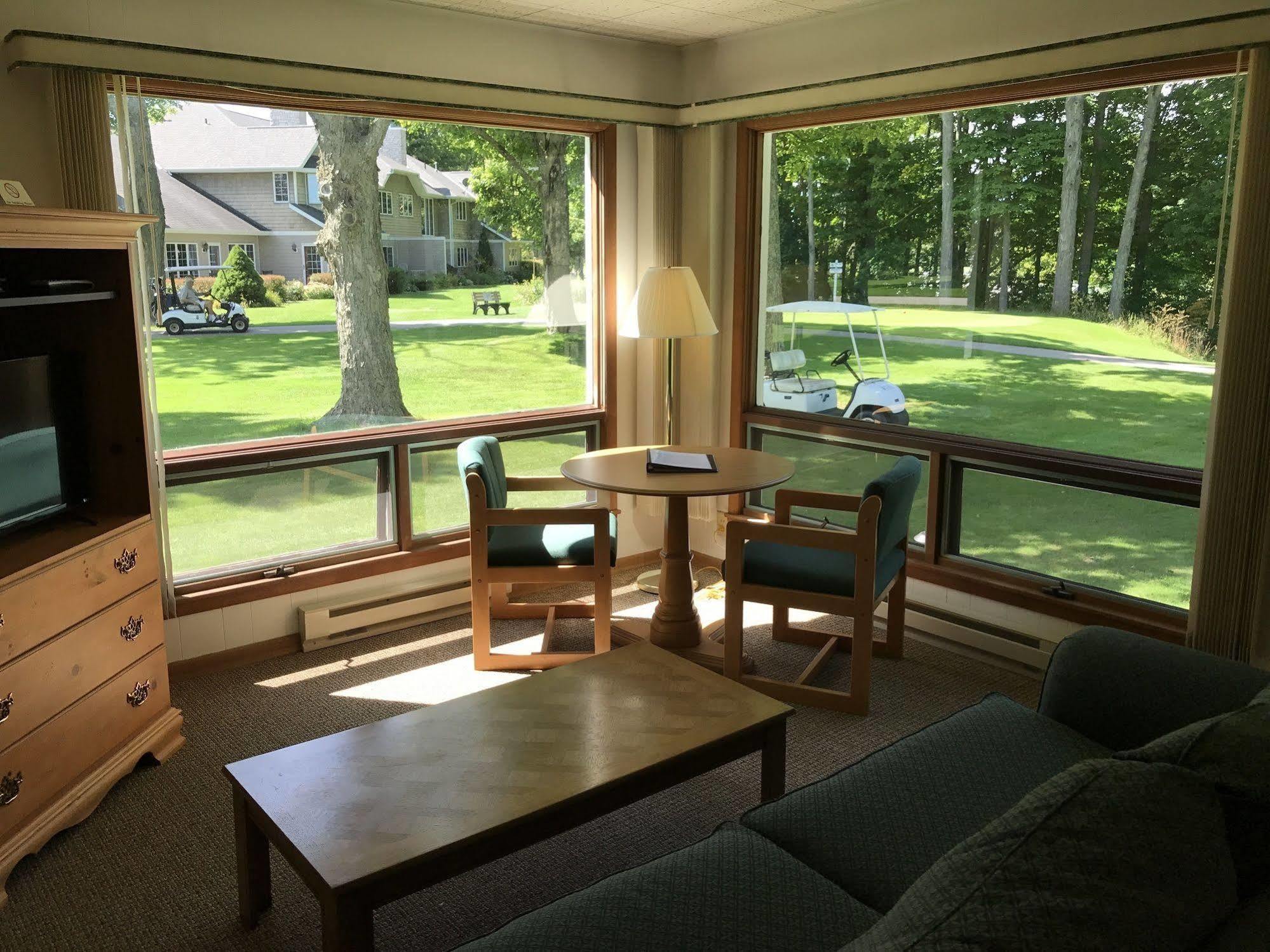 Maxwelton Braes Lodge & Golf Course Baileys Harbor Exteriör bild
