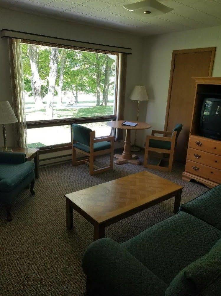 Maxwelton Braes Lodge & Golf Course Baileys Harbor Exteriör bild